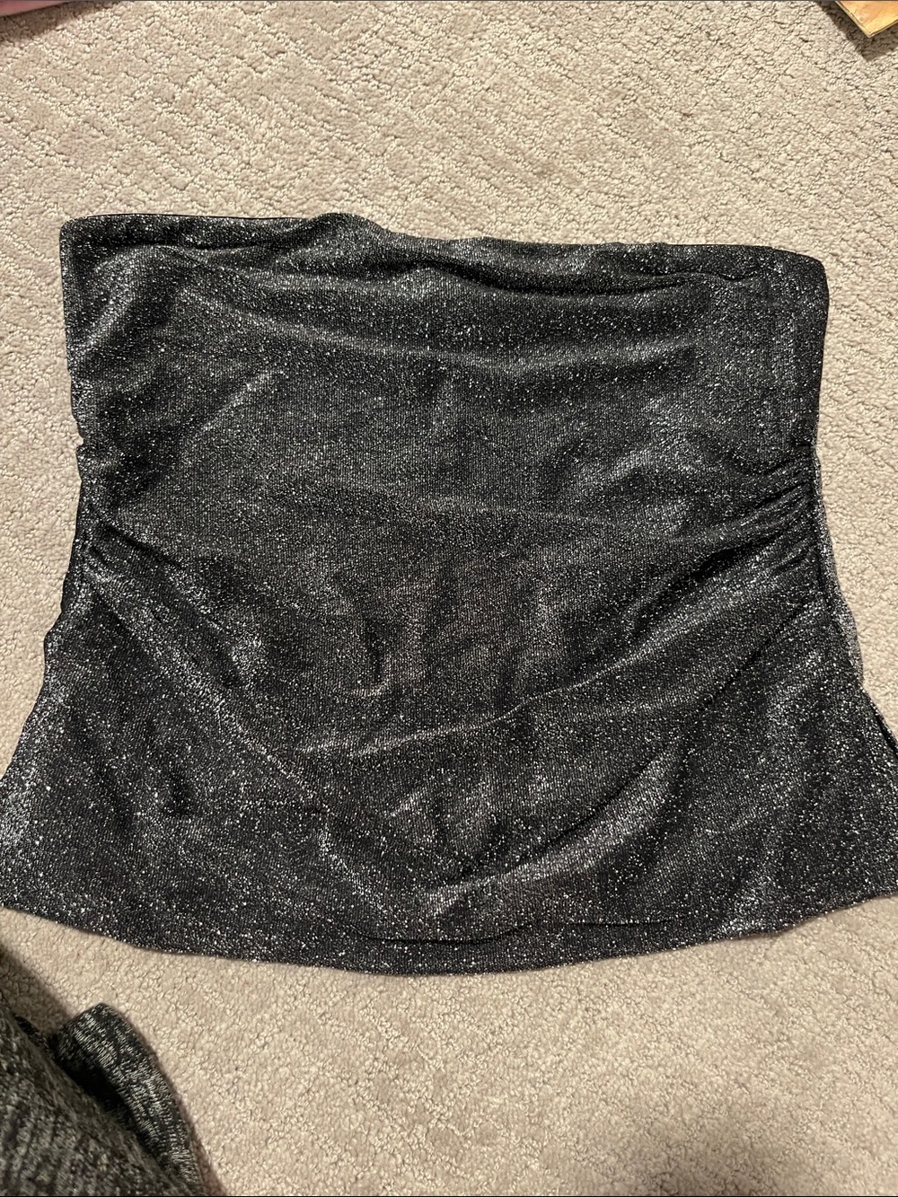 No Boundaries Black Strapless Tube Top